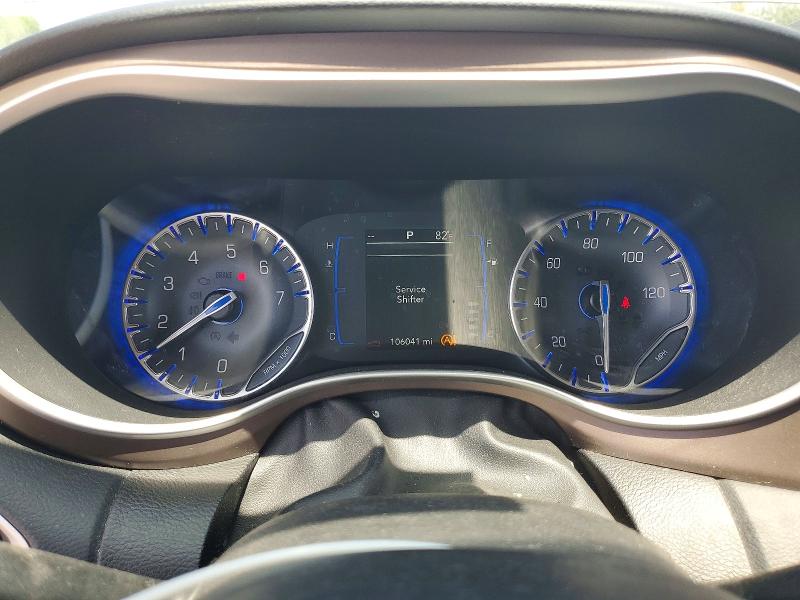 57269216 :رقم المزاد ، 2C4RC1DG2LR257330 vin ، 2020 Chrysler Voyager مزاد بيع