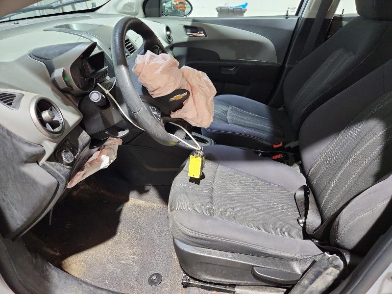 56026606 :رقم المزاد ، 1G1JC5SH9F4175739 vin ، 2015 Chevrolet Sonic مزاد بيع