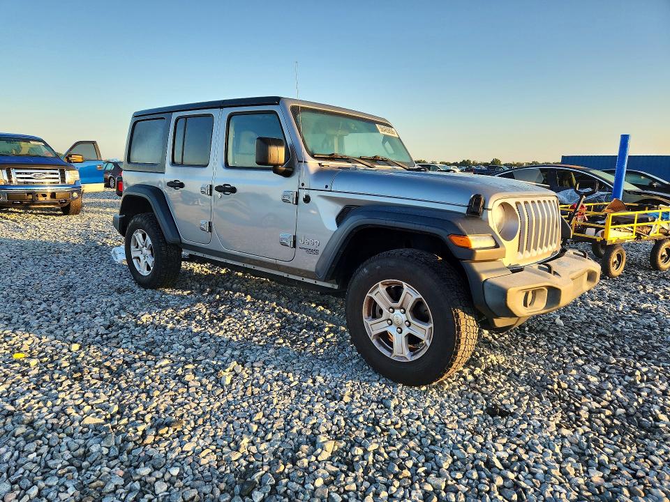 58465806 :رقم المزاد ، 1C4HJXDG4KW516376 vin ، 2019 Jeep Wrangler Unlimited مزاد بيع