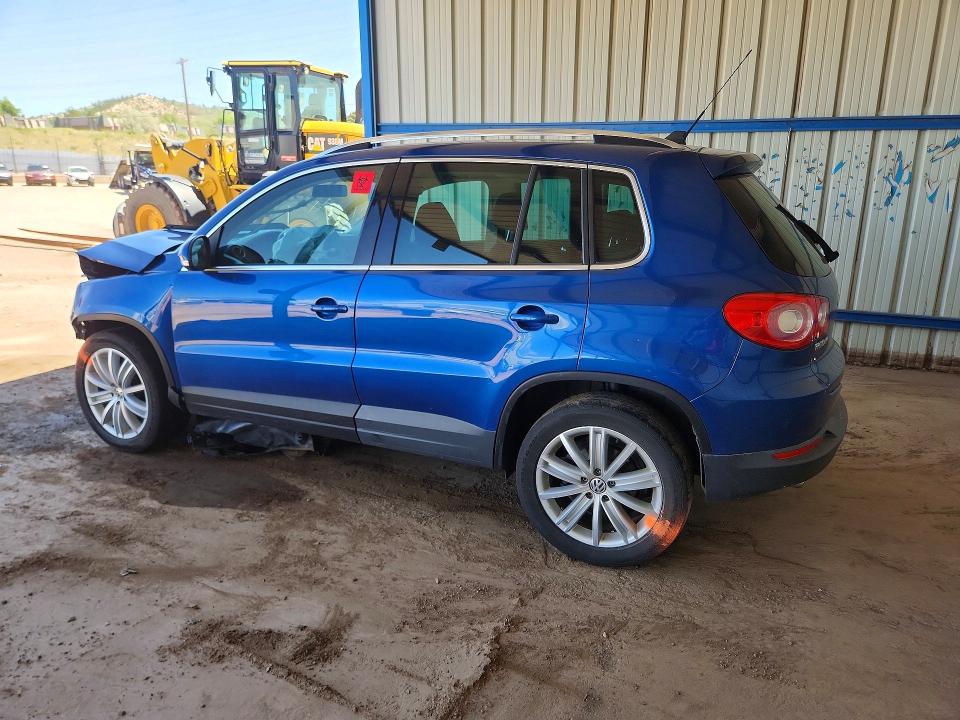 57000256 :رقم المزاد ، WVGBV75N69W527702 vin ، 2009 Volkswagen Atlas Cross Sport Se مزاد بيع