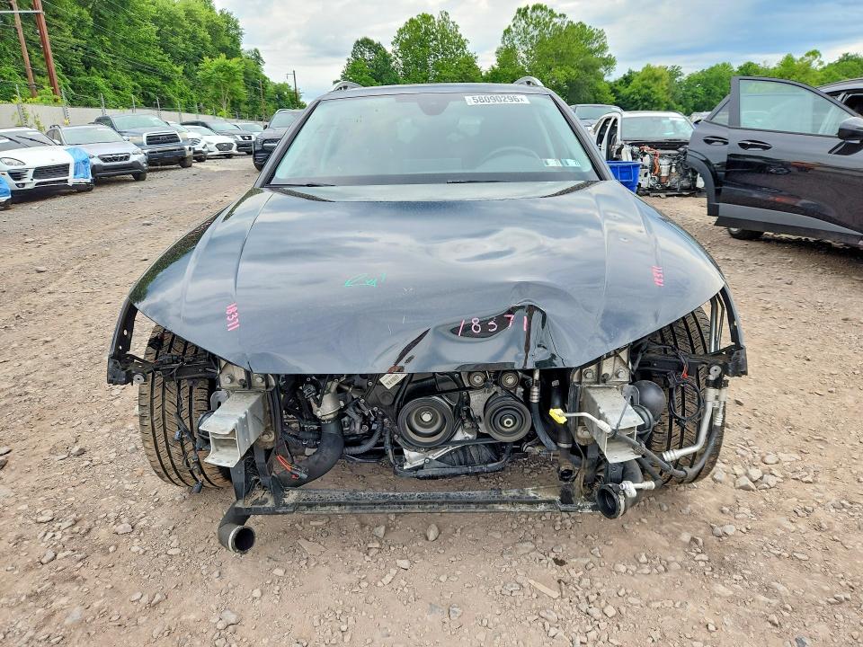 58090296 :رقم المزاد ، WA18AAF42MA063076 vin ، 2021 Audi A4 مزاد بيع