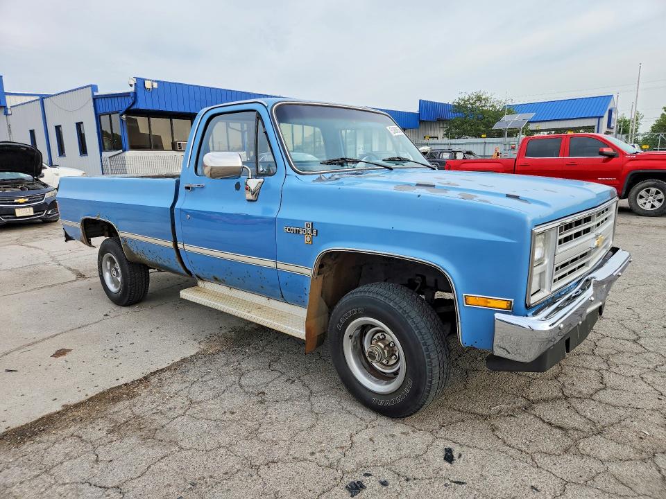 1986 Chevrolet K10 მანქანა იყიდება აუქციონზე, vin: 1GCEK14H4GJ183929, აუქციონის ნომერი: 53888636