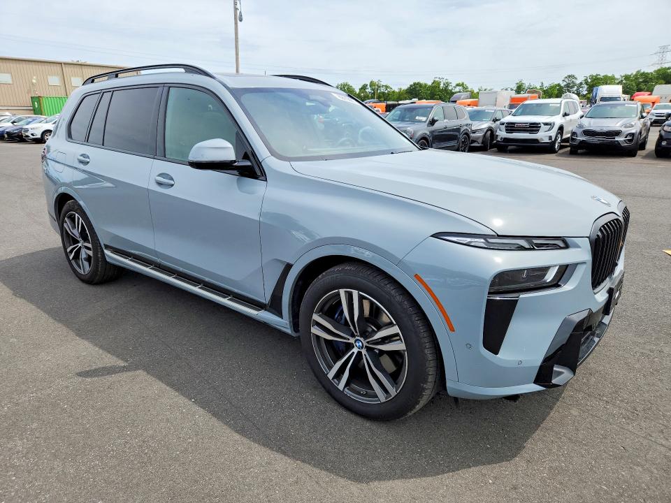 57251736 :رقم المزاد ، 5UX23EM06T9293764 vin ، 2026 Bmw X7 مزاد بيع