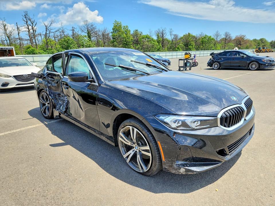 56665606 :رقم المزاد ، 3MW89FF01R8E03813 vin ، 2024 Bmw 330xi مزاد بيع