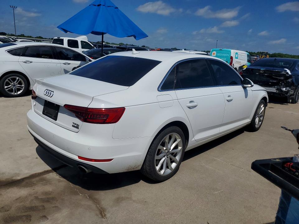 2017 Audi A4 მანქანა იყიდება აუქციონზე, vin: WAUBNAF41HN030064, აუქციონის ნომერი: 56483116