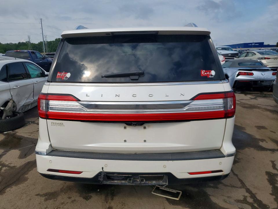 Продаж на аукціоні авто 2019 Lincoln Navigator, vin: 5LMJJ3LT3KEL05287, номер лоту: 58630706