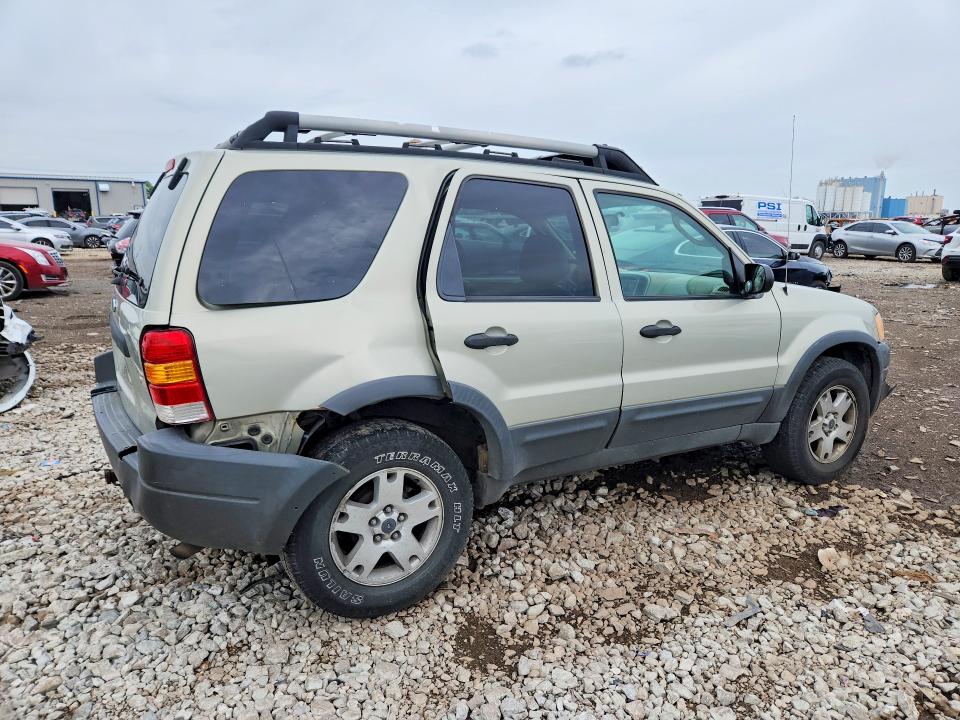 2004 Ford Escape მანქანა იყიდება აუქციონზე, vin: 1FMYU93184KA64096, აუქციონის ნომერი: 56424136