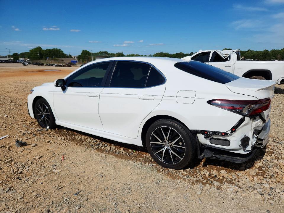 Продажа на аукционе авто 2024 Toyota Camry, vin: 4T1G11AK1RU228852, номер лота: 57351386