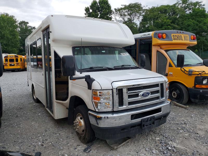 55867296 :رقم المزاد ، 1FDFE4FN4SDD28759 vin ، 2025 Ford Econoline مزاد بيع