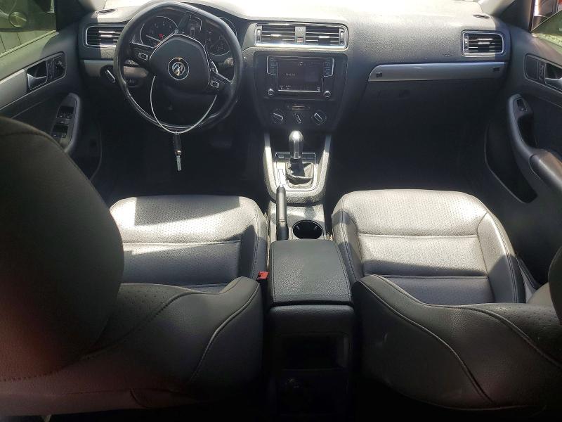 56237286 :رقم المزاد ، 3VWDB7AJ2HM347704 vin ، 2017 Volkswagen Jetta مزاد بيع