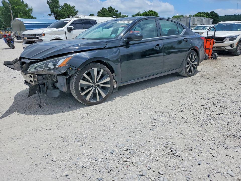 2020 Nissan Altima მანქანა იყიდება აუქციონზე, vin: 1N4BL4CVXLN322172, აუქციონის ნომერი: 56792116