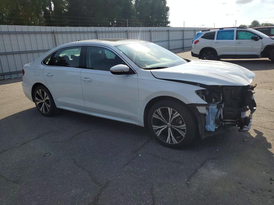56848816 :رقم المزاد ، 1VWSA7A37MC001008 vin ، 2021 Volkswagen Passat مزاد بيع