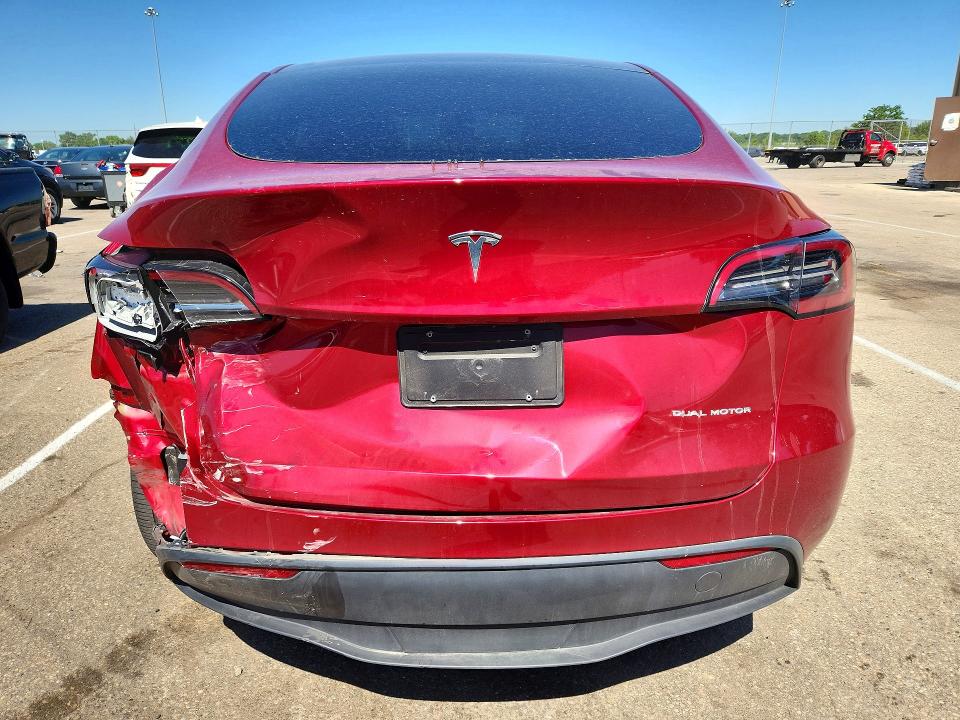 Продаж на аукціоні авто 2024 Tesla Model  Y, vin: 7SAYGAEEXRF181277, номер лоту: 54923746