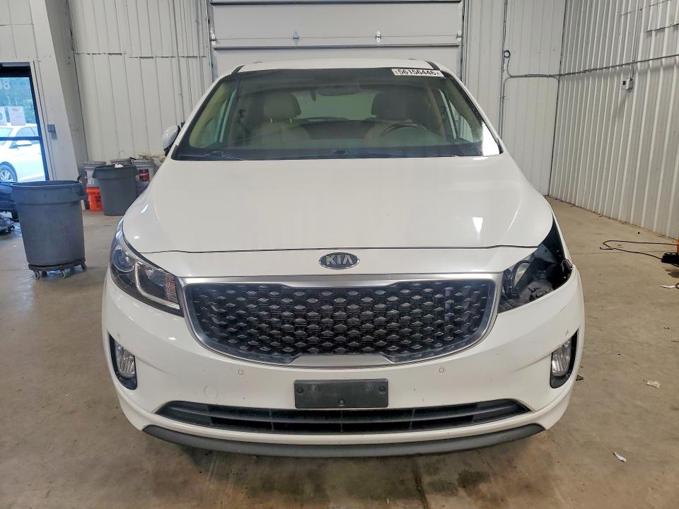56156446 :رقم المزاد ، KNDMC5C17H6256994 vin ، 2017 Kia Sedona مزاد بيع