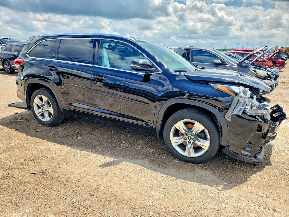 2018 Toyota Highlander მანქანა იყიდება აუქციონზე, vin: 5TDDZRFH8JS819393, აუქციონის ნომერი: 56493286