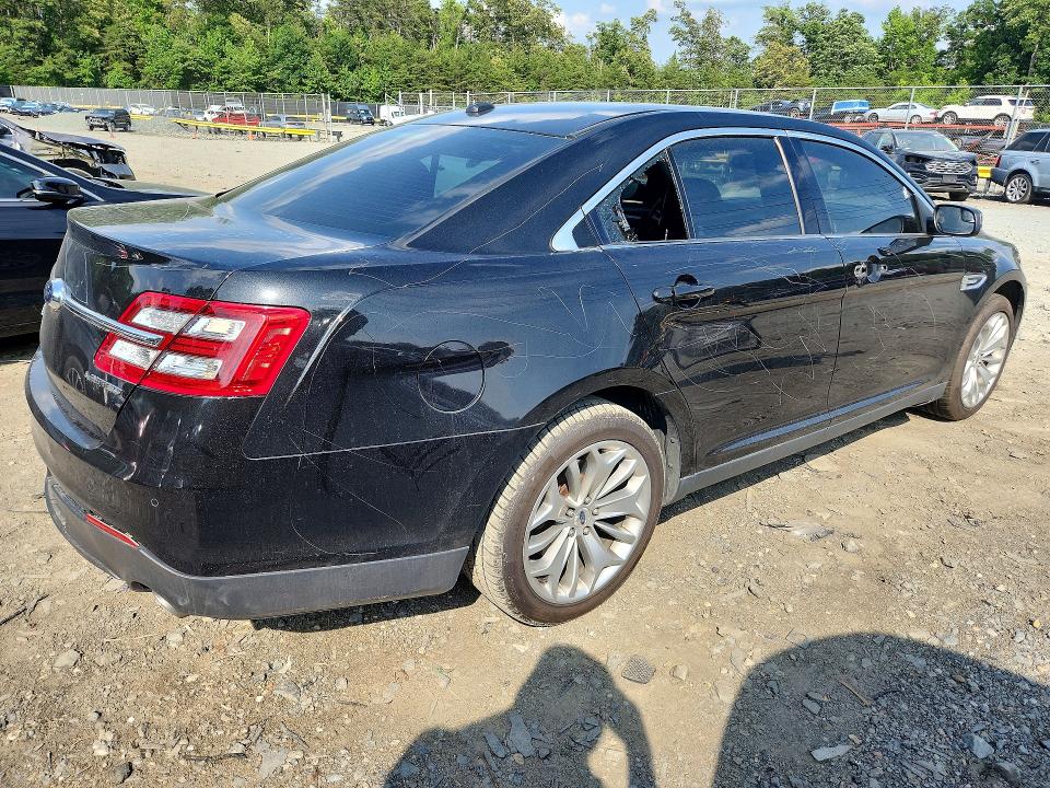 57311106 :رقم المزاد ، 1FAHP2F82FG114515 vin ، 2015 Ford Taurus مزاد بيع