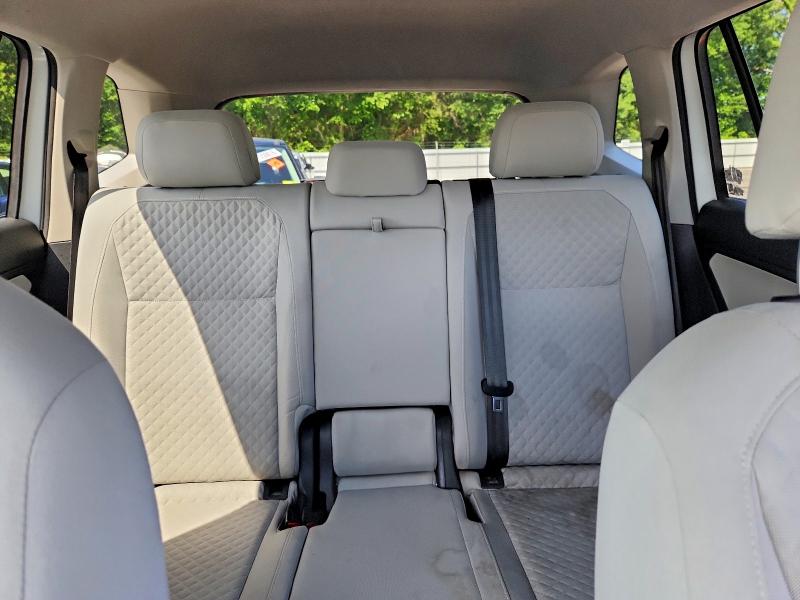 2018 Volkswagen Tiguan მანქანა იყიდება აუქციონზე, vin: 3VV0B7AX4JM042752, აუქციონის ნომერი: 58693996