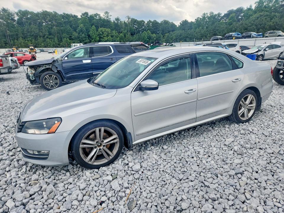 Продаж на аукціоні авто 2013 Volkswagen Passat, vin: 1VWCN7A32DC083349, номер лоту: 58018636