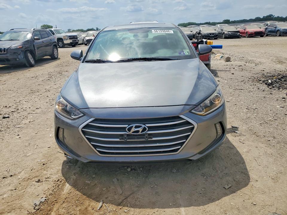 56133046 :رقم المزاد ، KMHD84LF5HU300392 vin ، 2017 Hyundai Elantra مزاد بيع