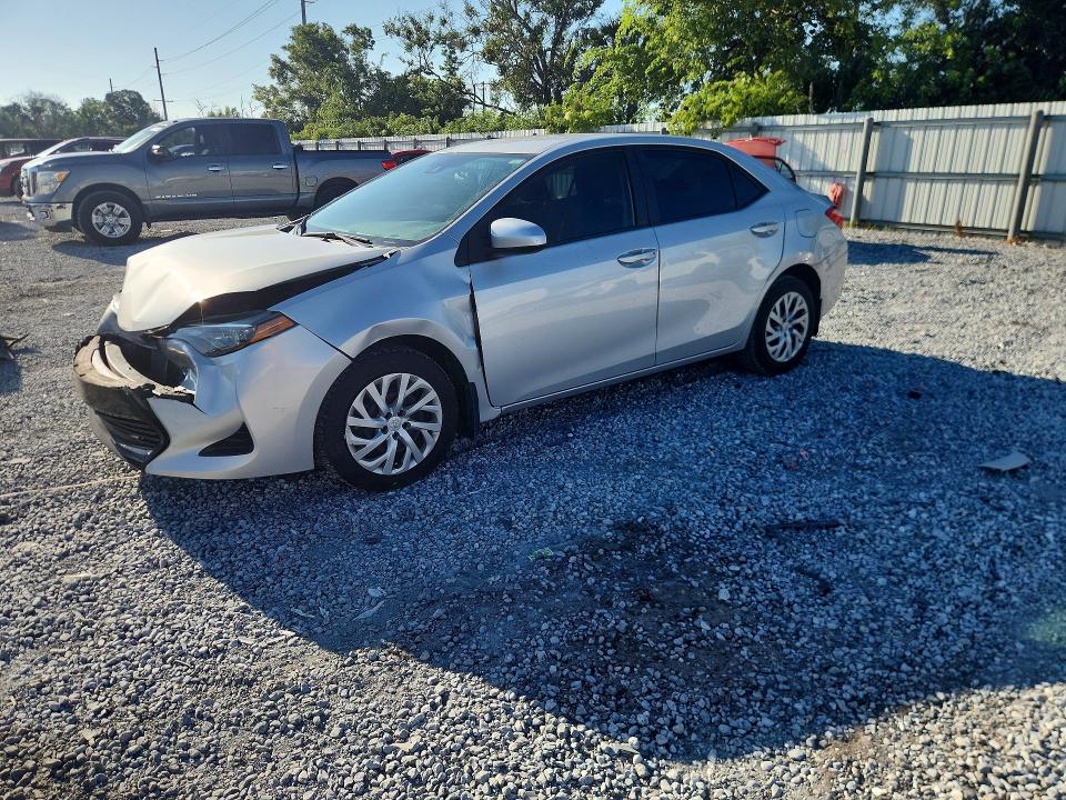 2018 Toyota Corolla მანქანა იყიდება აუქციონზე, vin: 2T1BURHE6JC038230, აუქციონის ნომერი: 58658256