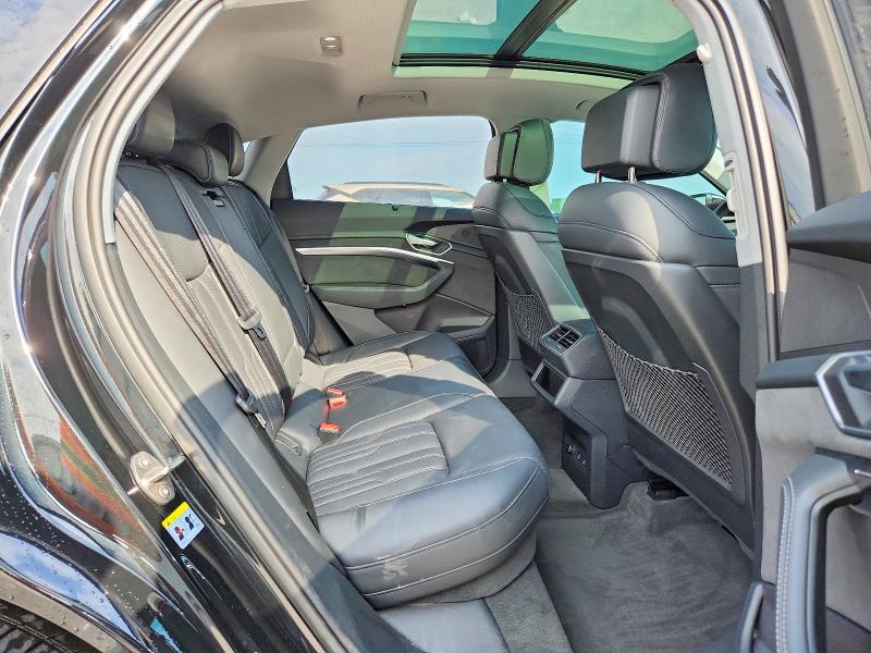 Продаж на аукціоні авто 2022 Audi E-tron, vin: WA13AAGE4NB025457, номер лоту: 55172596