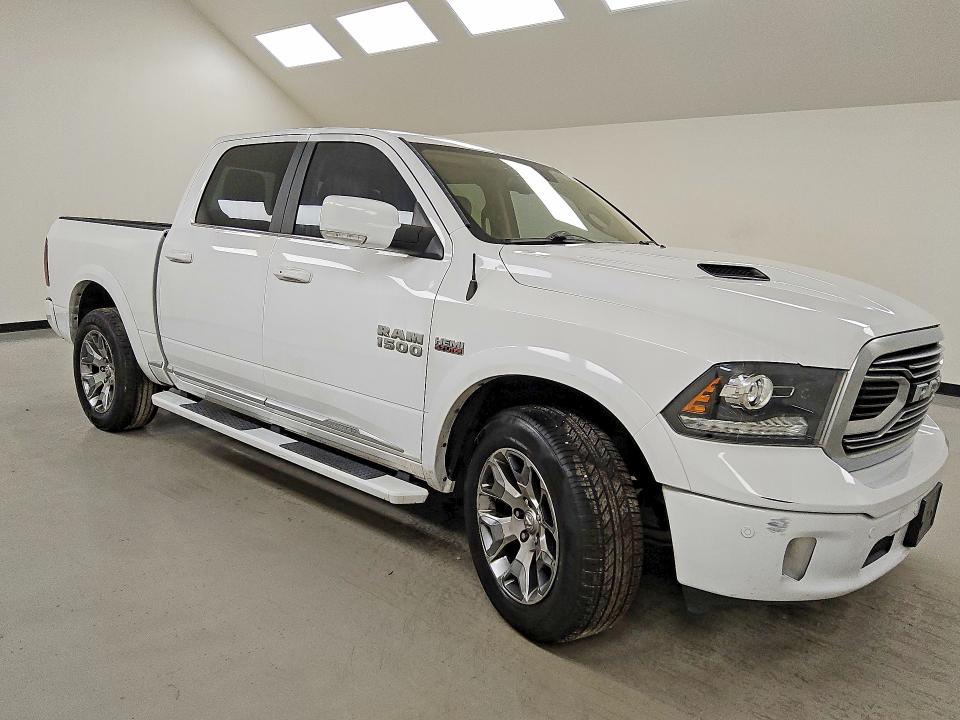 Продаж на аукціоні авто 2018 Ram 1500, vin: 1C6RR6PTXJS200123, номер лоту: 57403126