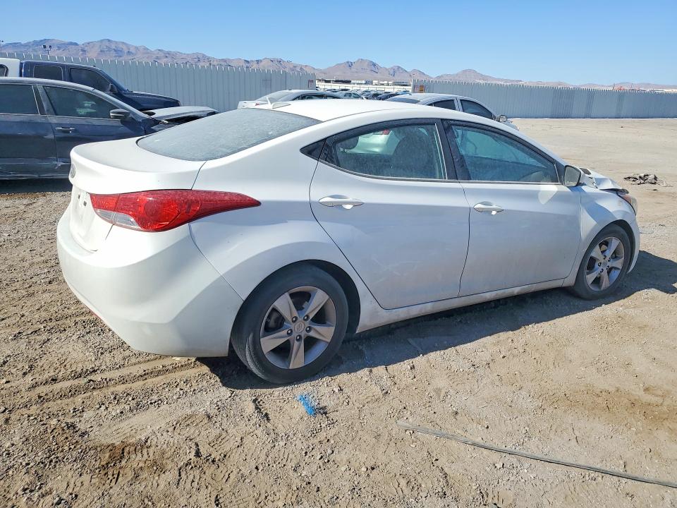 Продажа на аукционе авто 2013 Hyundai Elantra, vin: 5NPDH4AE1DH425165, номер лота: 49006556