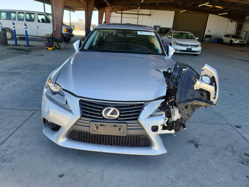 56171116 :رقم المزاد ، JTHBF1D22F5050661 vin ، 2015 Lexus Is مزاد بيع
