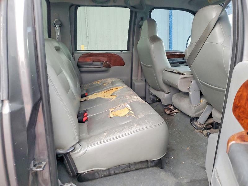 58470326 :رقم المزاد ، 1FTSW31F02EB32600 vin ، 2002 Ford F350 مزاد بيع