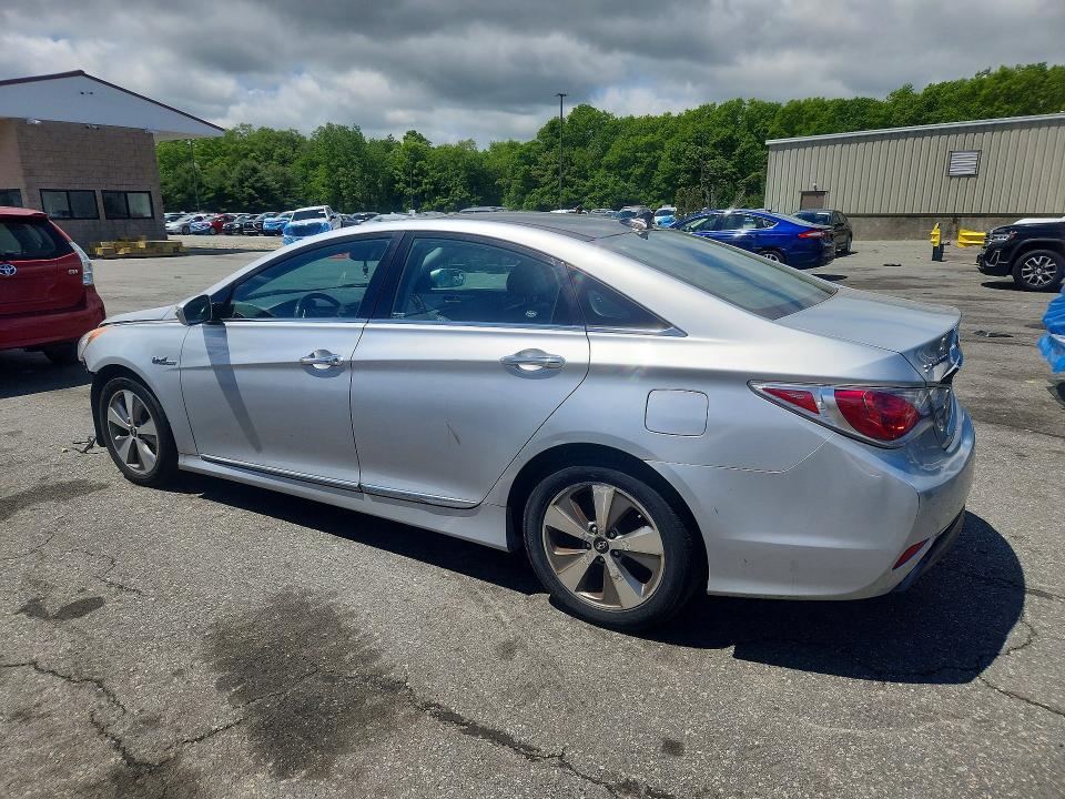 2011 Hyundai Sonata მანქანა იყიდება აუქციონზე, vin: KMHEC4A40BA018433, აუქციონის ნომერი: 55365986