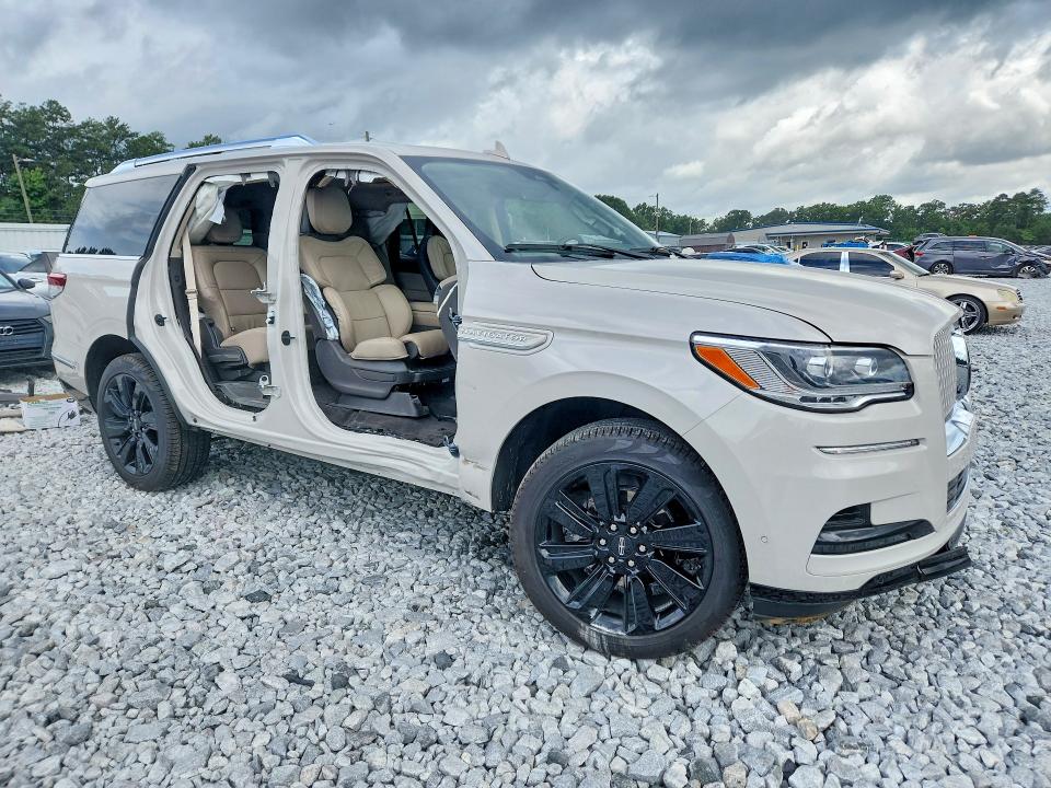 57331786 :رقم المزاد ، 5LMJJ2LT9NEL17331 vin ، 2022 Lincoln Navigator مزاد بيع