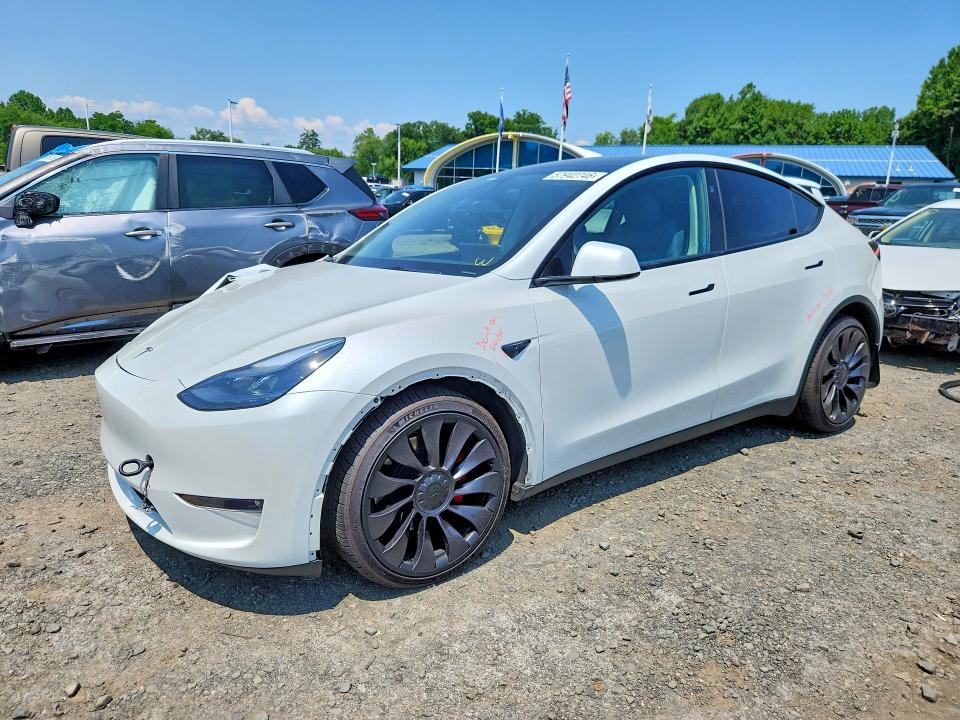 57942746 :رقم المزاد ، 7SAYGDEF7PF860074 vin ، 2023 Tesla Model Y مزاد بيع