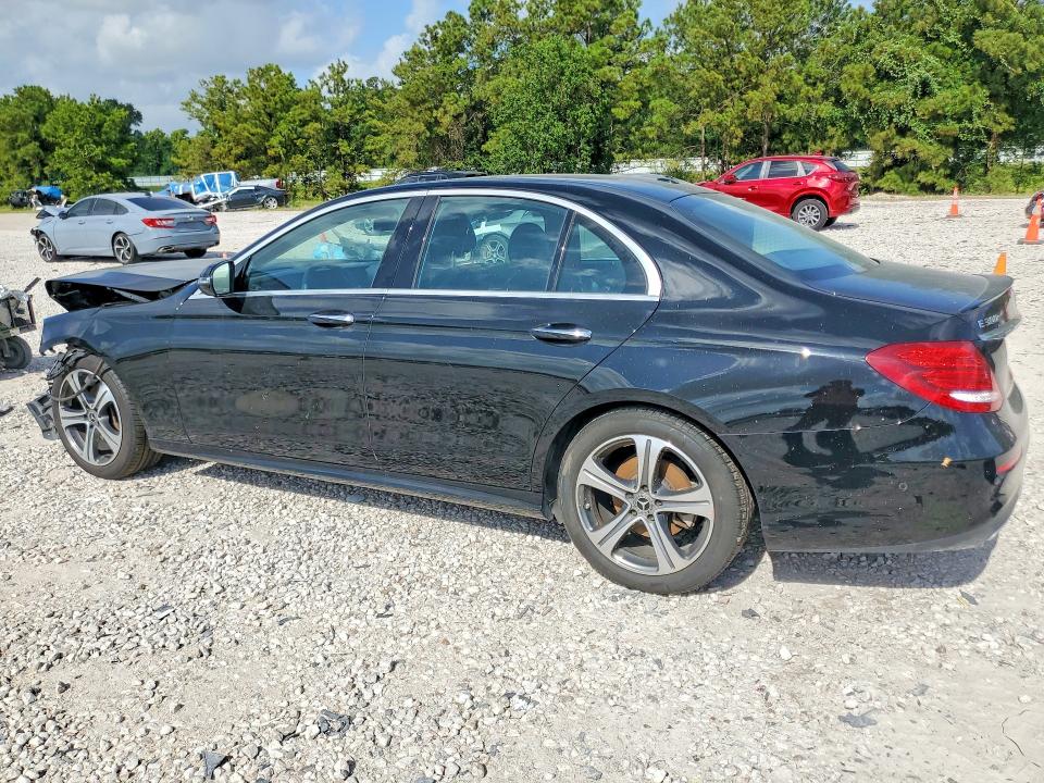 Продажа на аукционе авто 2018 Mercedes-benz E, vin: WDDZF4JBXJA303818, номер лота: 58329026