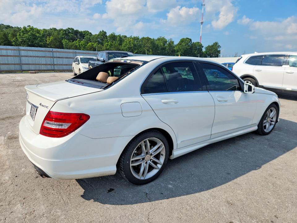 55724896 :رقم المزاد ، WDDGF8AB5EA914845 vin ، 2014 Mercedes-benz C مزاد بيع
