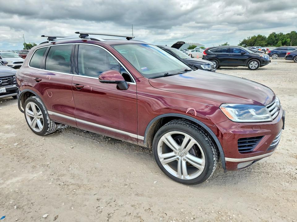 2017 Volkswagen Touareg მანქანა იყიდება აუქციონზე, vin: WVGGF7BP7HD002716, აუქციონის ნომერი: 57537056