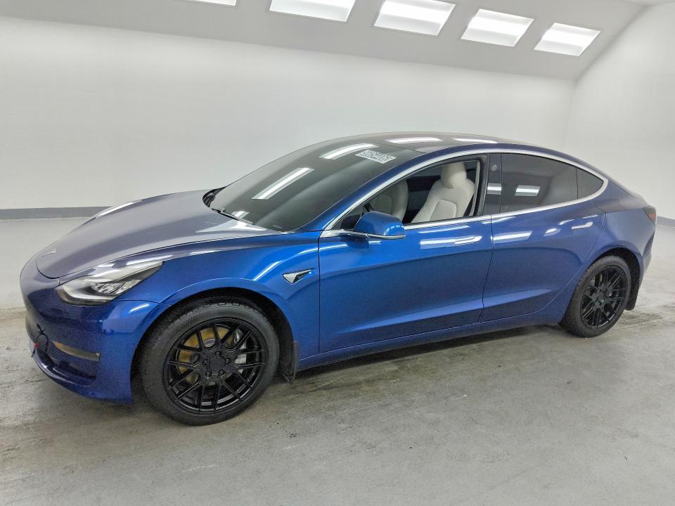 Auction sale of the 2019 Tesla Model 3, vin: 5YJ3E1EA1KF301970, lot number: 56054406
