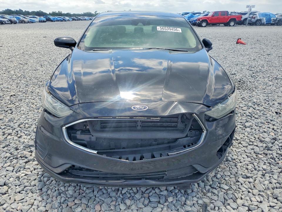 Продажа на аукционе авто 2019 Ford Fusion, vin: 3FA6P0LU3KR262785, номер лота: 56539456
