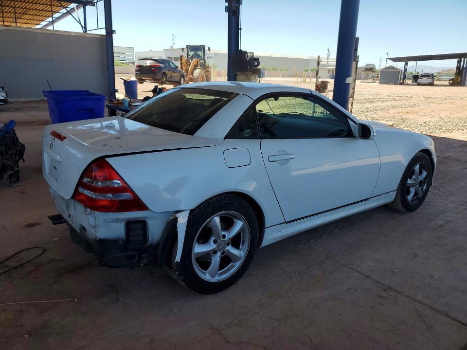 2001 Mercedes-benz Slk მანქანა იყიდება აუქციონზე, vin: WDBKK65F81F210099, აუქციონის ნომერი: 58473536