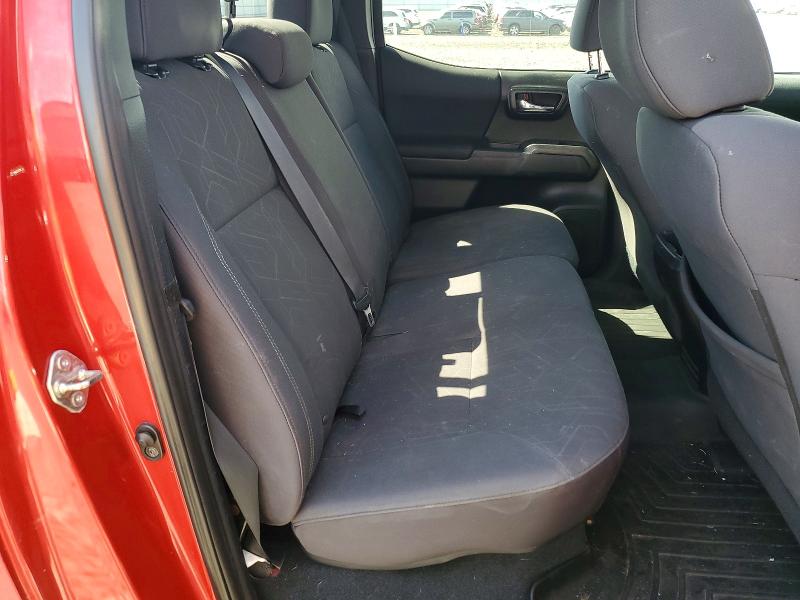 56995946 :رقم المزاد ، 5TFCZ5AN3GX001199 vin ، 2016 Toyota Tacoma مزاد بيع