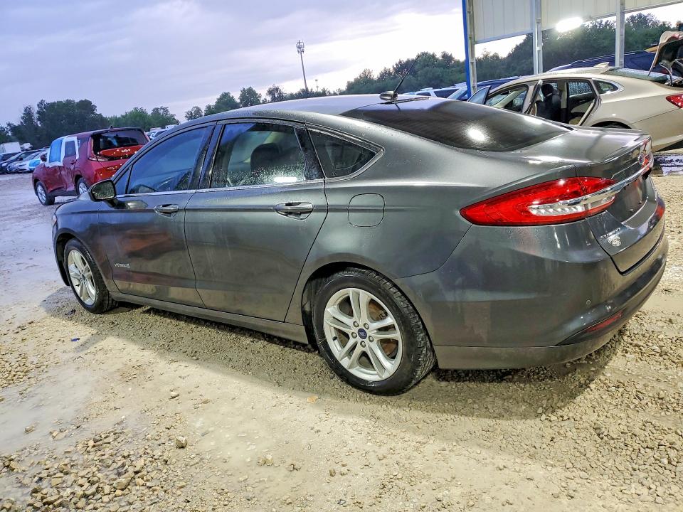 2018 Ford Fusion მანქანა იყიდება აუქციონზე, vin: 3FA6P0LU4JR213836, აუქციონის ნომერი: 57855166