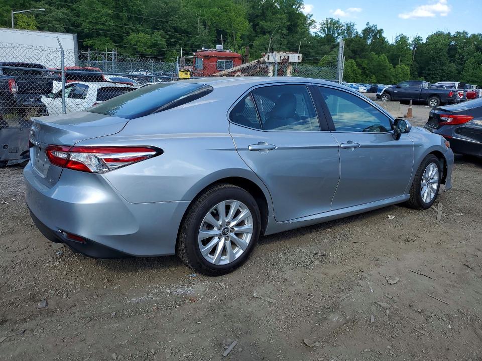 Aukcja sprzedaży 2018 Toyota Camry, vin: 4T1B11HK9JU104039, numer aukcji: 55803696