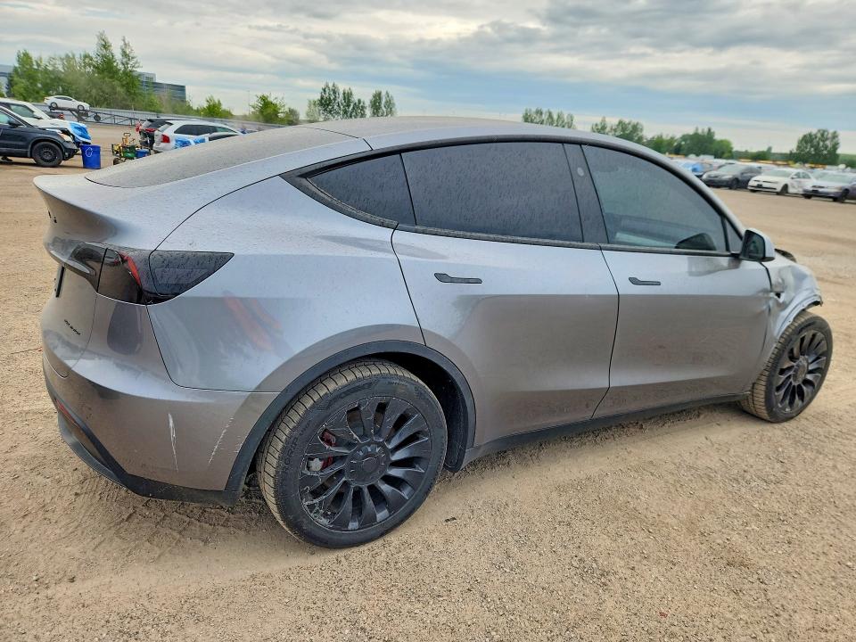 58278936 :رقم المزاد ، 7SAYGDEE4RF213397 vin ، 2024 Tesla Model Y مزاد بيع