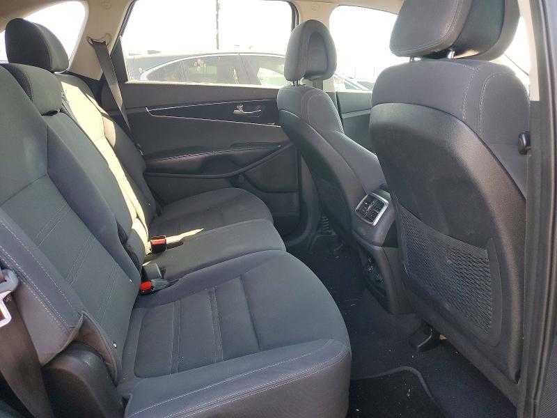Продажа на аукционе авто 2016 Kia Sorento, vin: 5XYPG4A54GG160379, номер лота: 57953516