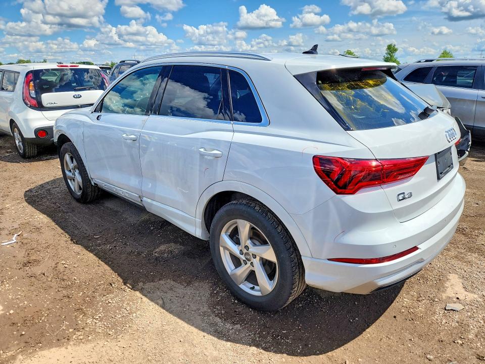 Продажа на аукционе авто 2019 Audi Q3, vin: WA1BECF32K1064044, номер лота: 58890056