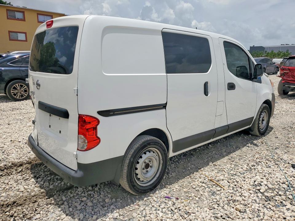 59129556 :رقم المزاد ، 3N6CM0KN3FK734303 vin ، 2015 Nissan Nv200 مزاد بيع