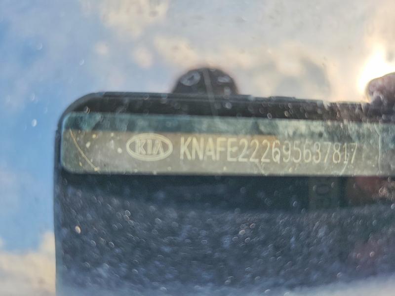 2009 Kia Spectra მანქანა იყიდება აუქციონზე, vin: KNAFE222695637817, აუქციონის ნომერი: 58793896