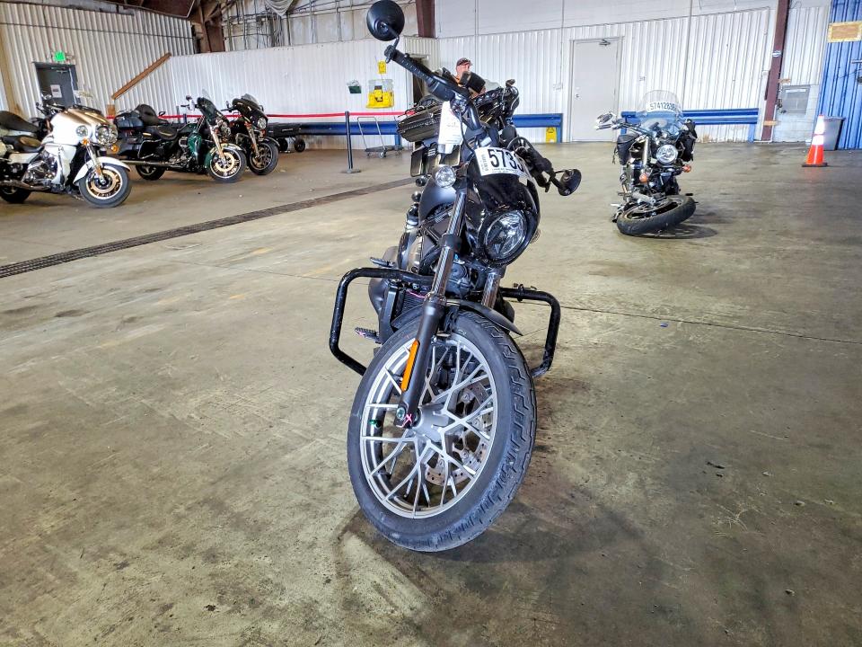 57330296 :رقم المزاد ، 1HD1ZF118RB308067 vin ، 2024 Harley-davidson Rh975 مزاد بيع