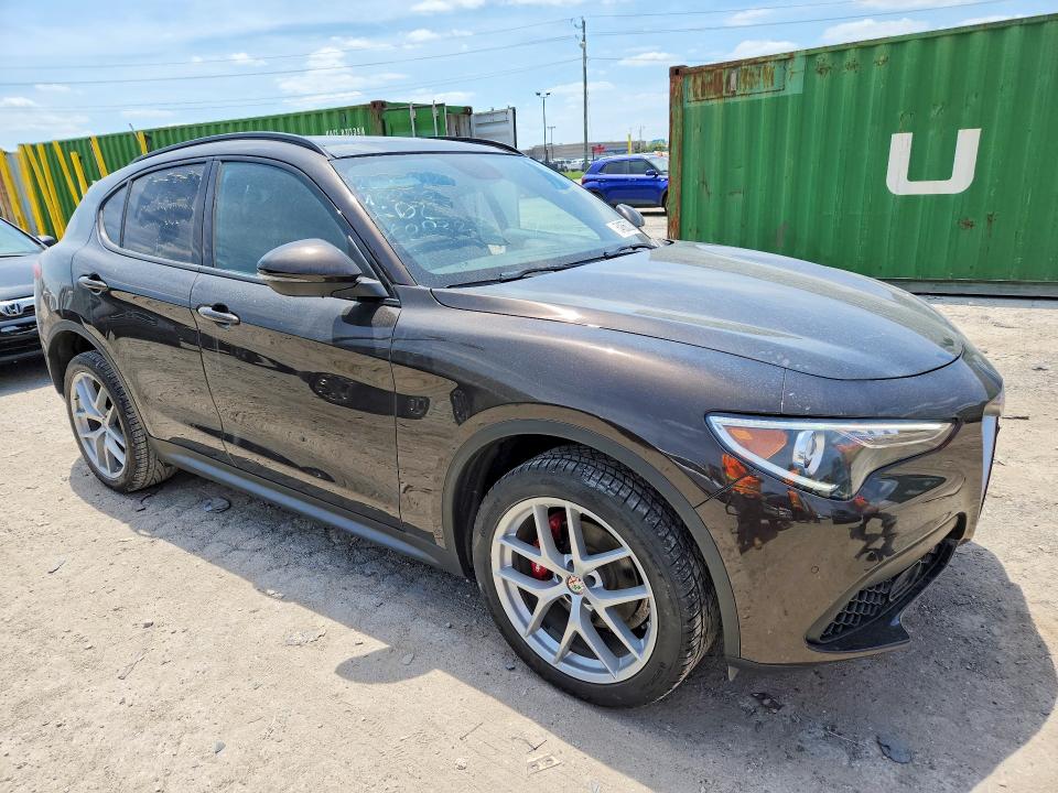 Aukcja sprzedaży 2018 Alfa Romeo Stelvio, vin: ZASFAKNN4J7C00323, numer aukcji: 54668226
