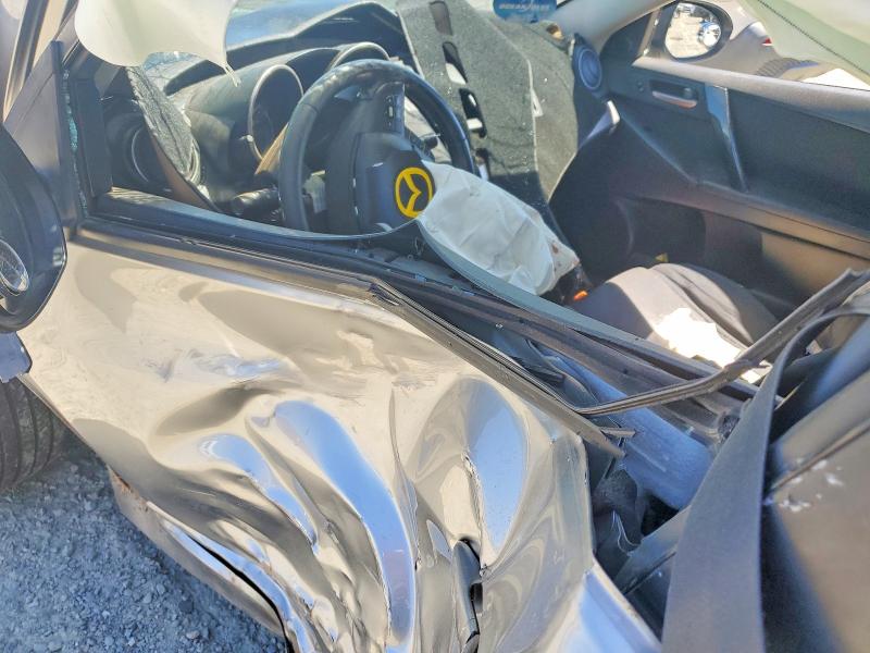 56677946 :رقم المزاد ، JM1BL1H61A1228583 vin ، 2010 Mazda 3 مزاد بيع