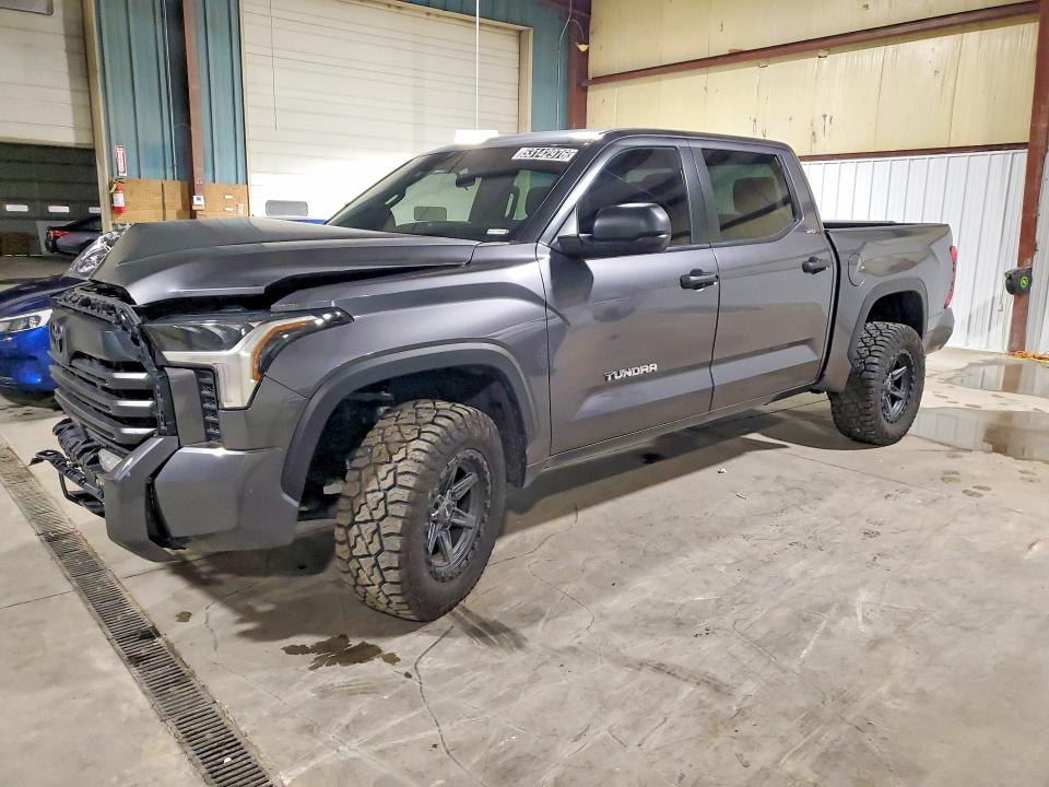 53142976 :رقم المزاد ، 5TFLA5DB8SX261664 vin ، 2025 Toyota Tundra مزاد بيع